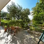 Center - With Private Terrace 1 Apartman