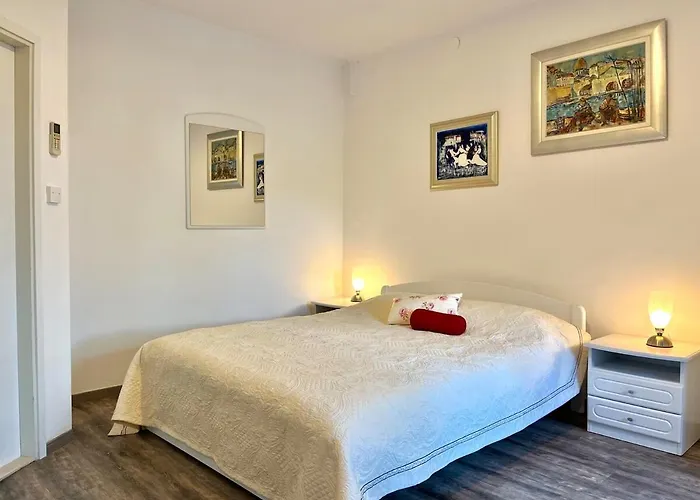 Center - With Private Terrace 1 Lägenhet Cavtat